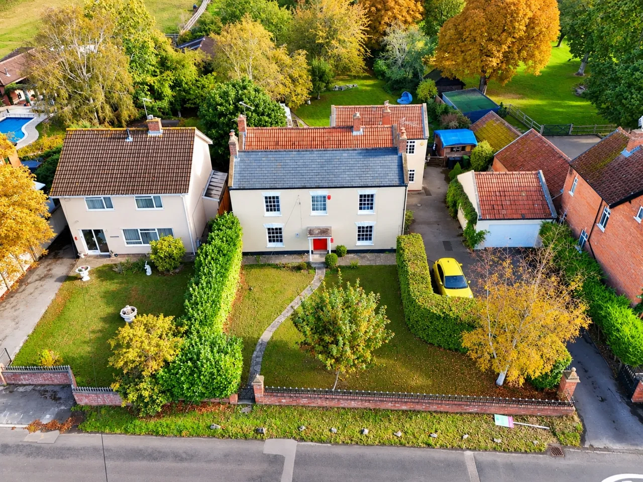 Brent Street, Brent Knoll, TA9, photo 4