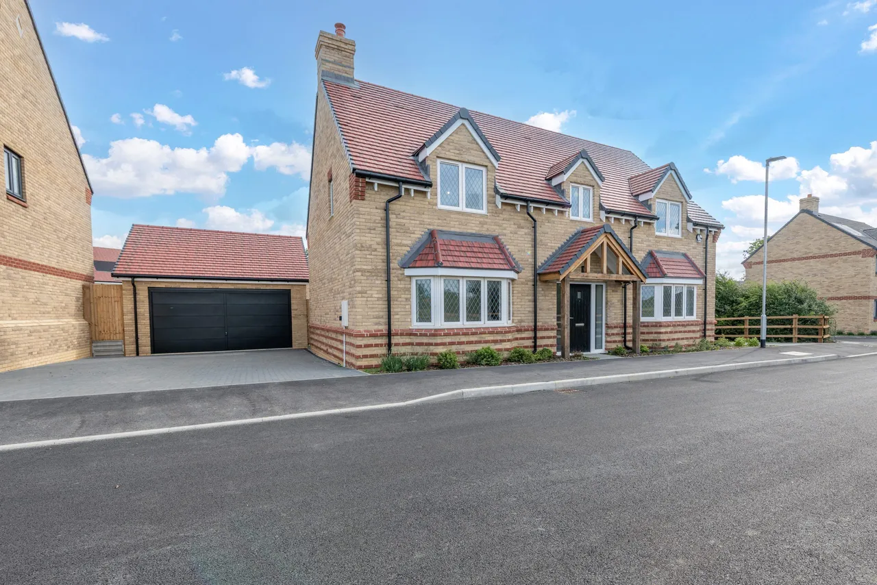 PLOT 16 The Nyewood, Fuller Way, Wootton, MK43 9HR, photo 24