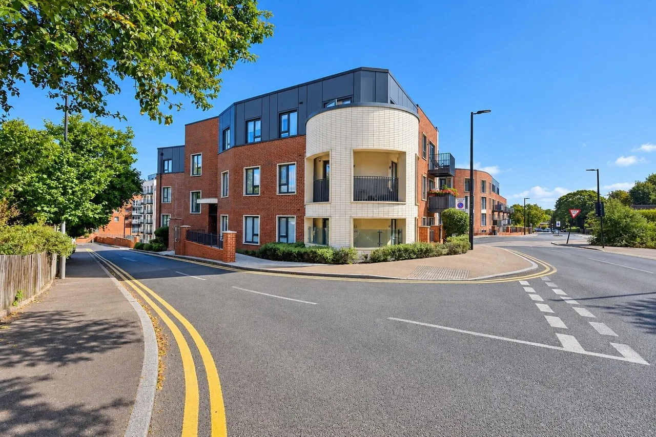 Rutland Street, High Wycombe, HP11, photo 16