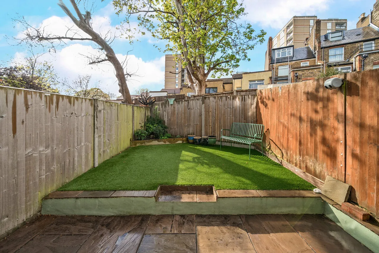 Vermeer Gardens, Peckham, London, SE15, photo 4