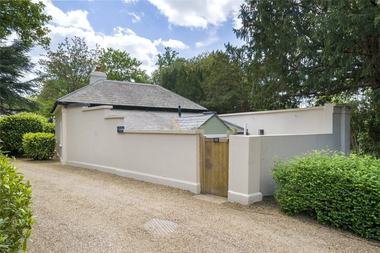 Cobham Park, Cobham, KT11, photo 11