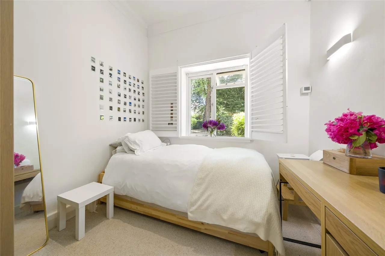 Cobham Park, Cobham, KT11, photo 4