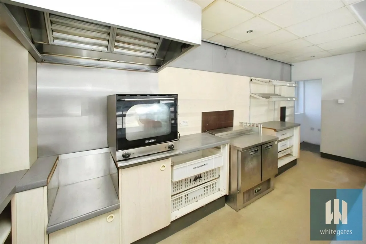 Manchester Road, Linthwaite, HD7, photo 6