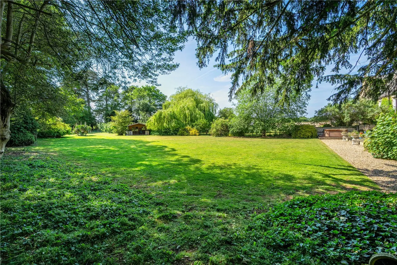 6 bed house for sale — Lincoln Road, Leasingham, Sleaford, Lincolnshire, NG34