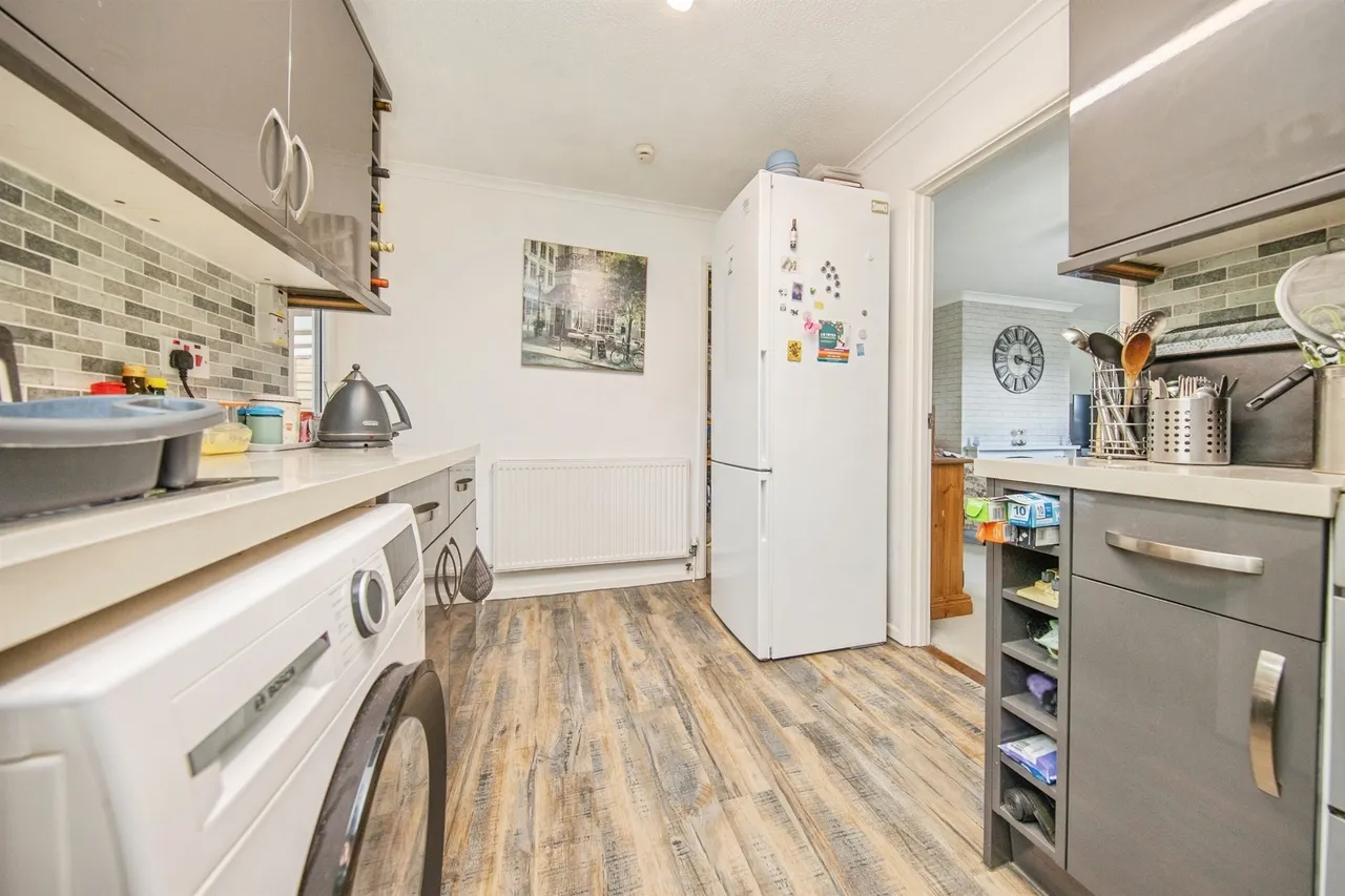 Salary Close, Parsons Heath, COLCHESTER, photo 6