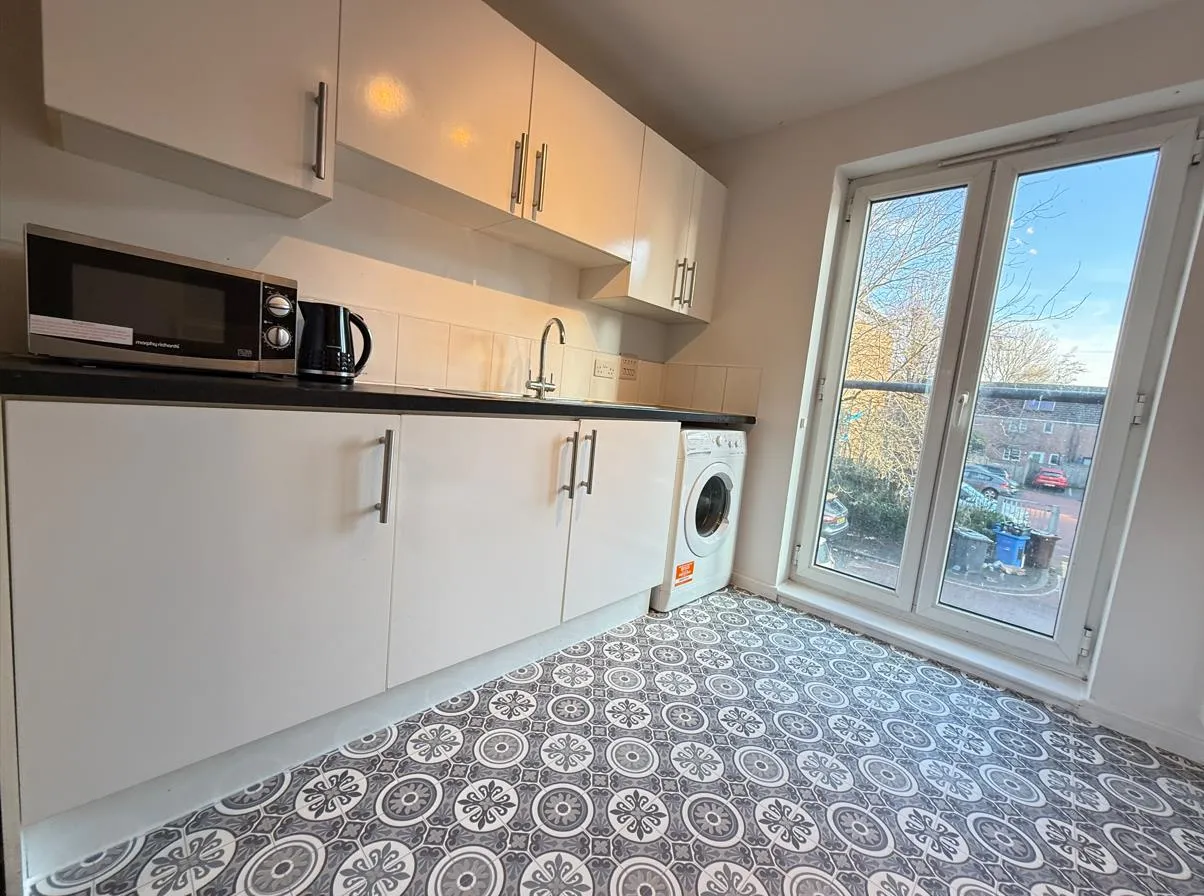 Alban Street, New Broughton, M7, photo 15