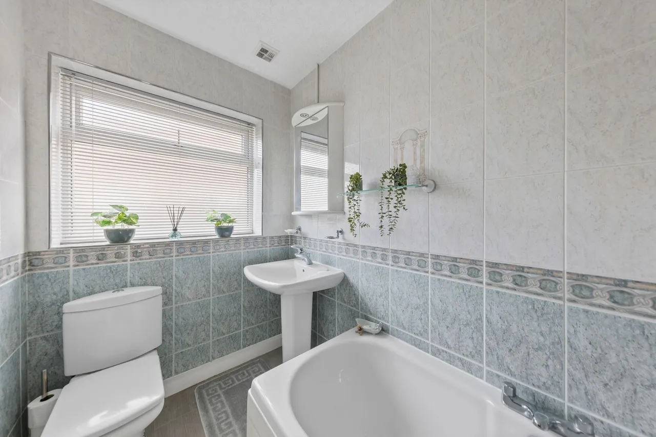 Campbell Crescent, Great Sankey, Warrington, WA5 3DA, photo 19