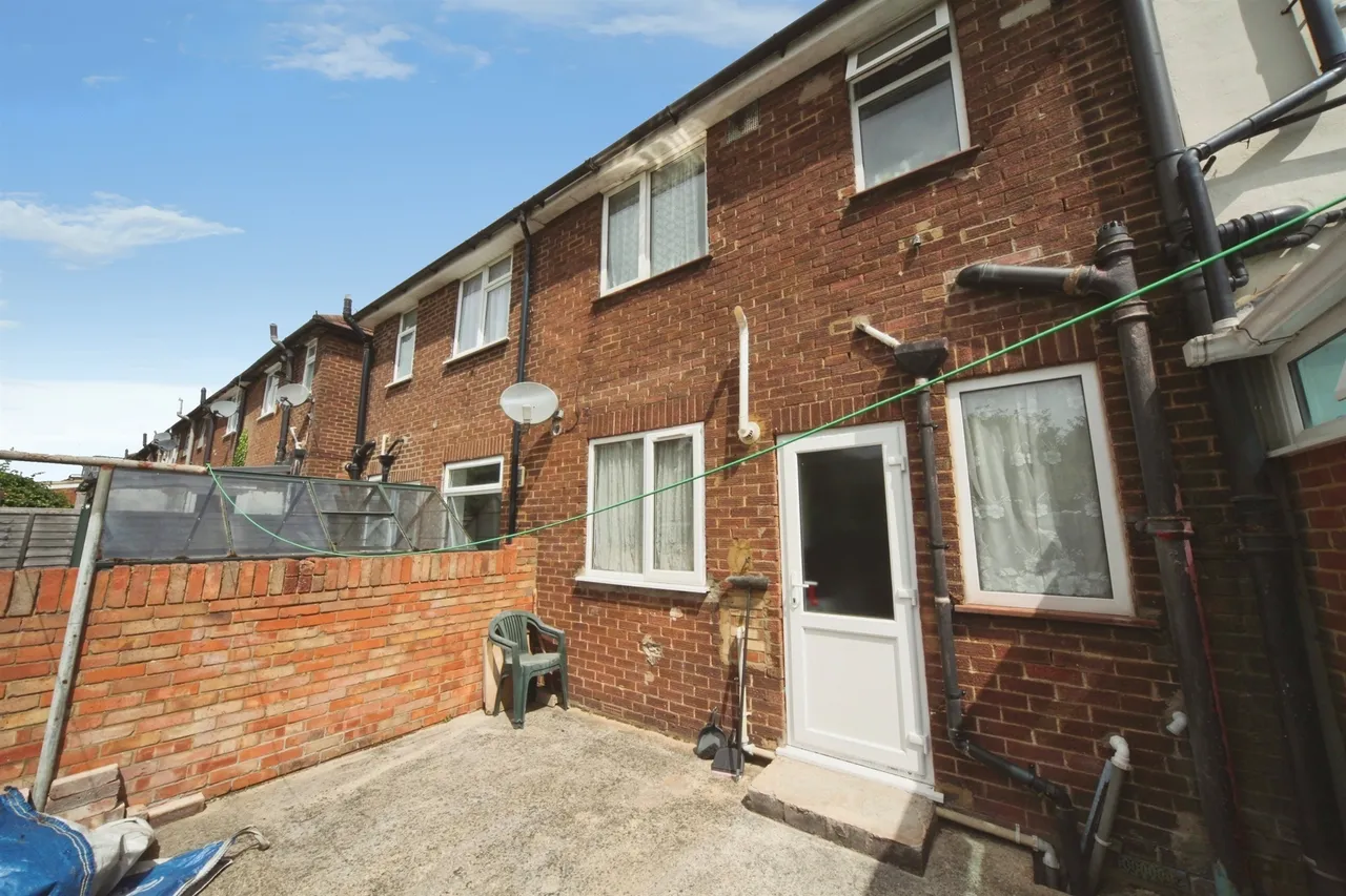 Connaught Road, Luton, LU4, photo 12