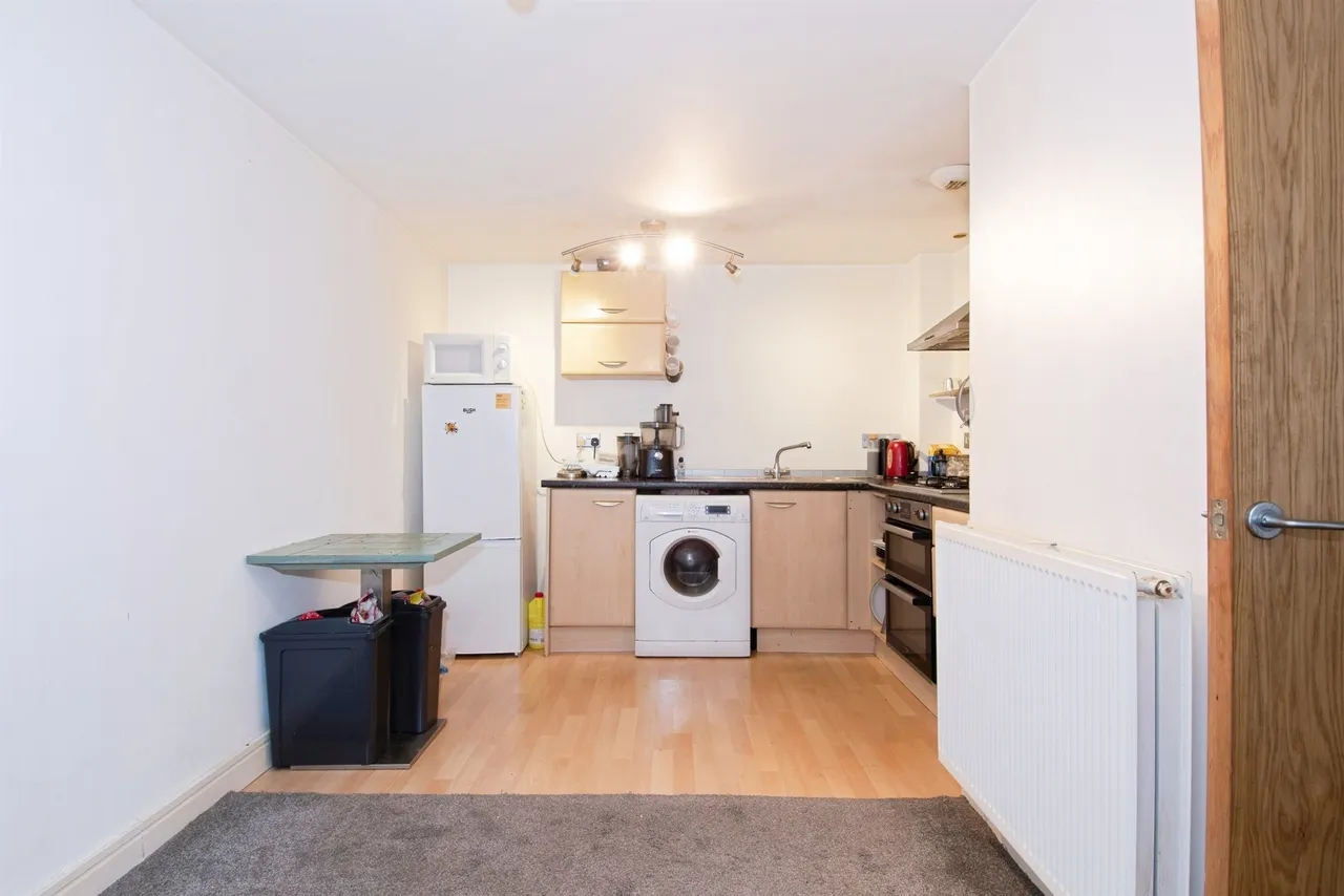 Ebrington Street, Plymouth, photo 12