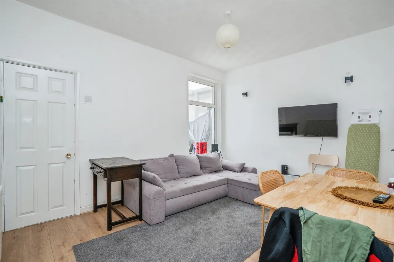 Mayhall Road, Portsmouth, PO3, photo 2