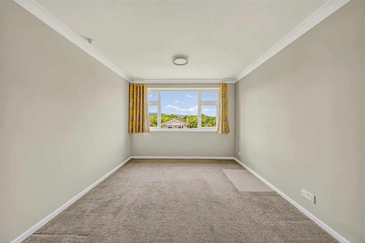 Tiverton Road, Loughborough, photo 14