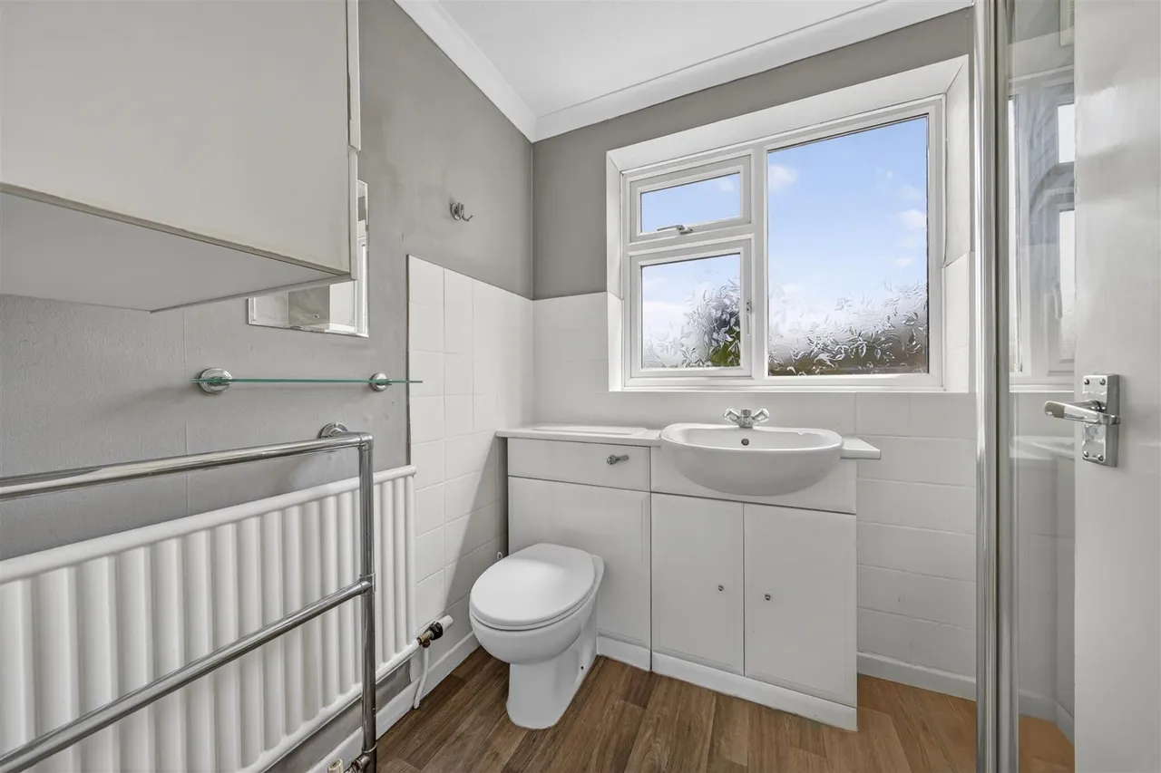 Tiverton Road, Loughborough, photo 19