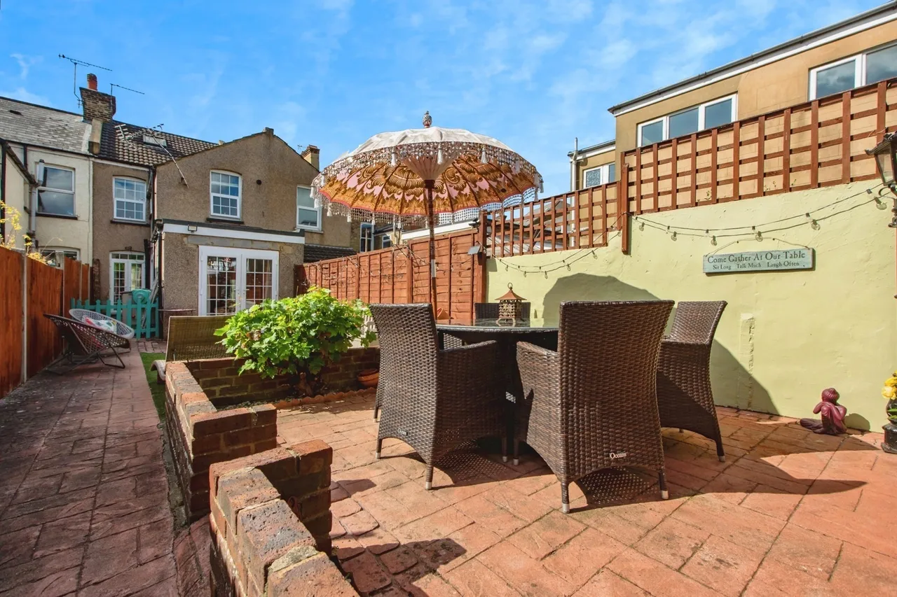 Cross Lane East, Gravesend, DA12, photo 15