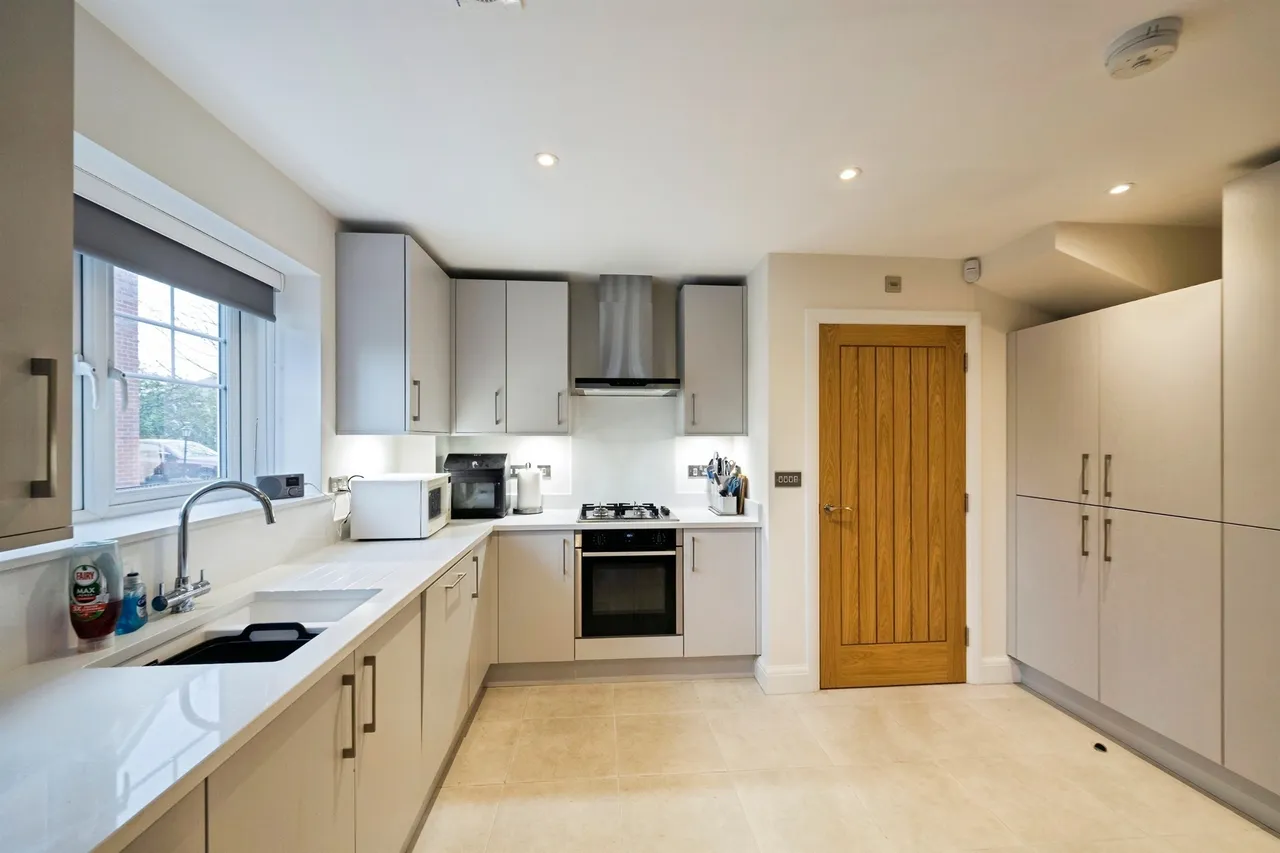 Hannay Close, WIRRAL, photo 9