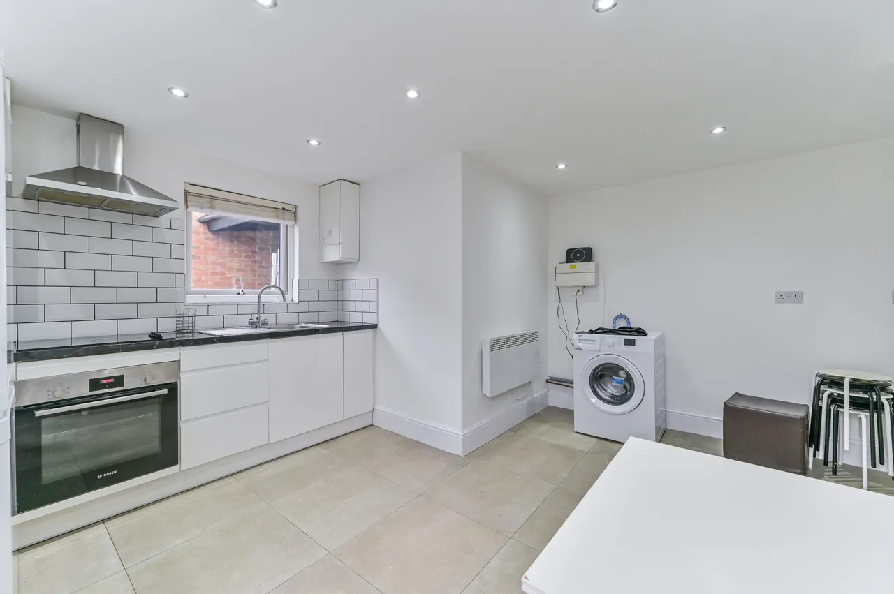 Thornton Heath, CR7, photo 31