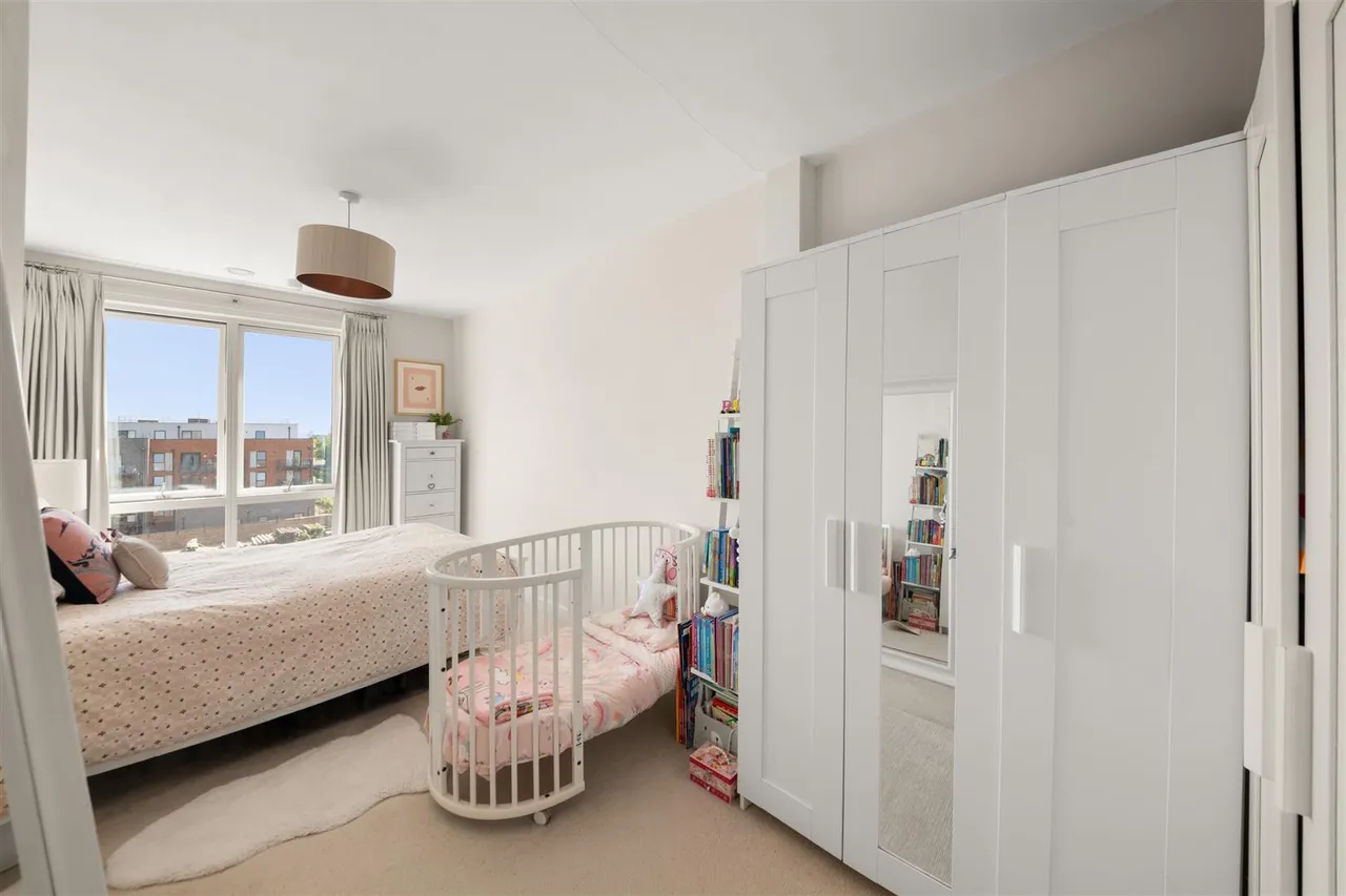 Salisbury Road, Southall, photo 8
