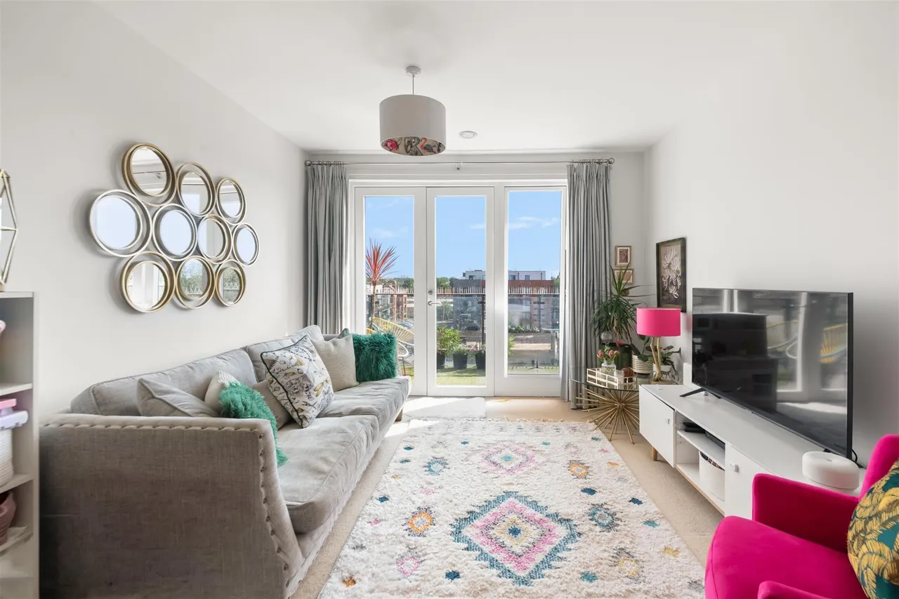 Salisbury Road, Southall, photo 4