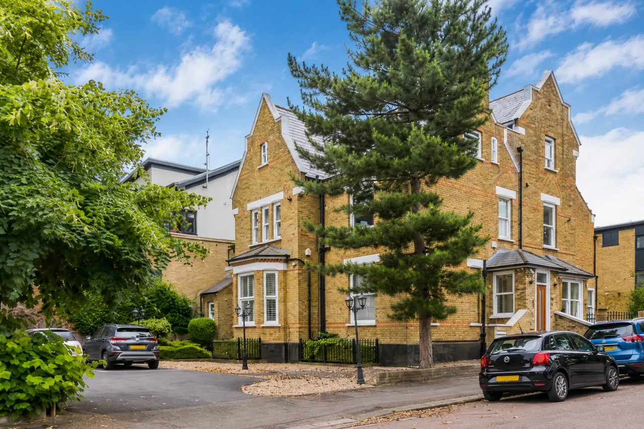 The Crescent, Sidcup, DA14 6FA, photo 8