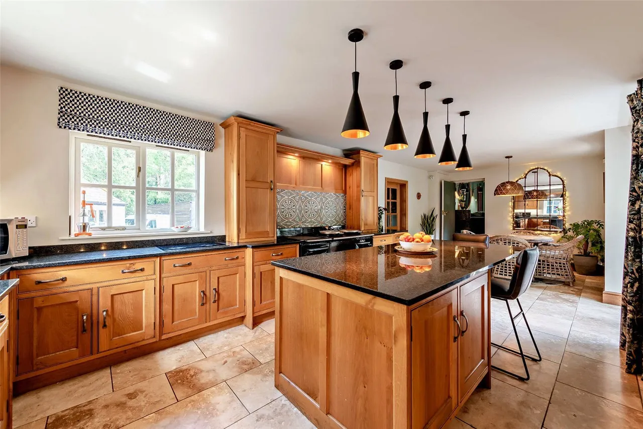 Springfield Lane, Marford, LL12, photo 8