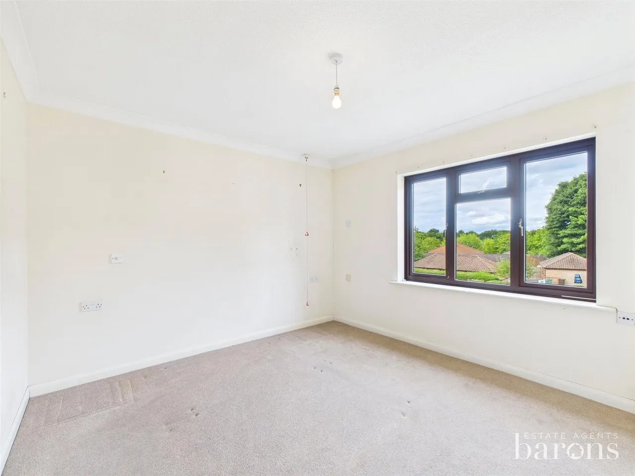 Gershwin Court, Basingstoke, RG22, photo 6