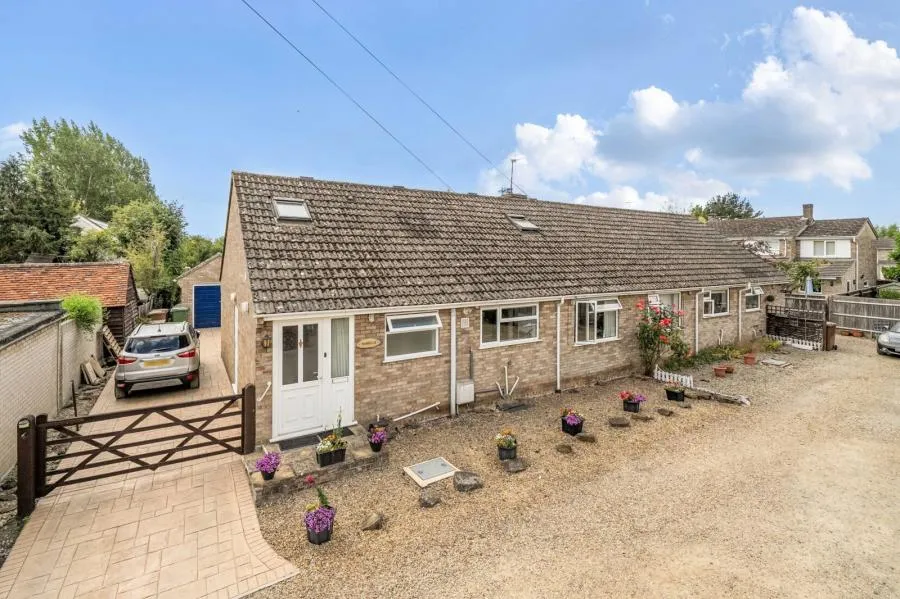 3 bed house for sale, Main Road, Abingdon, OX14