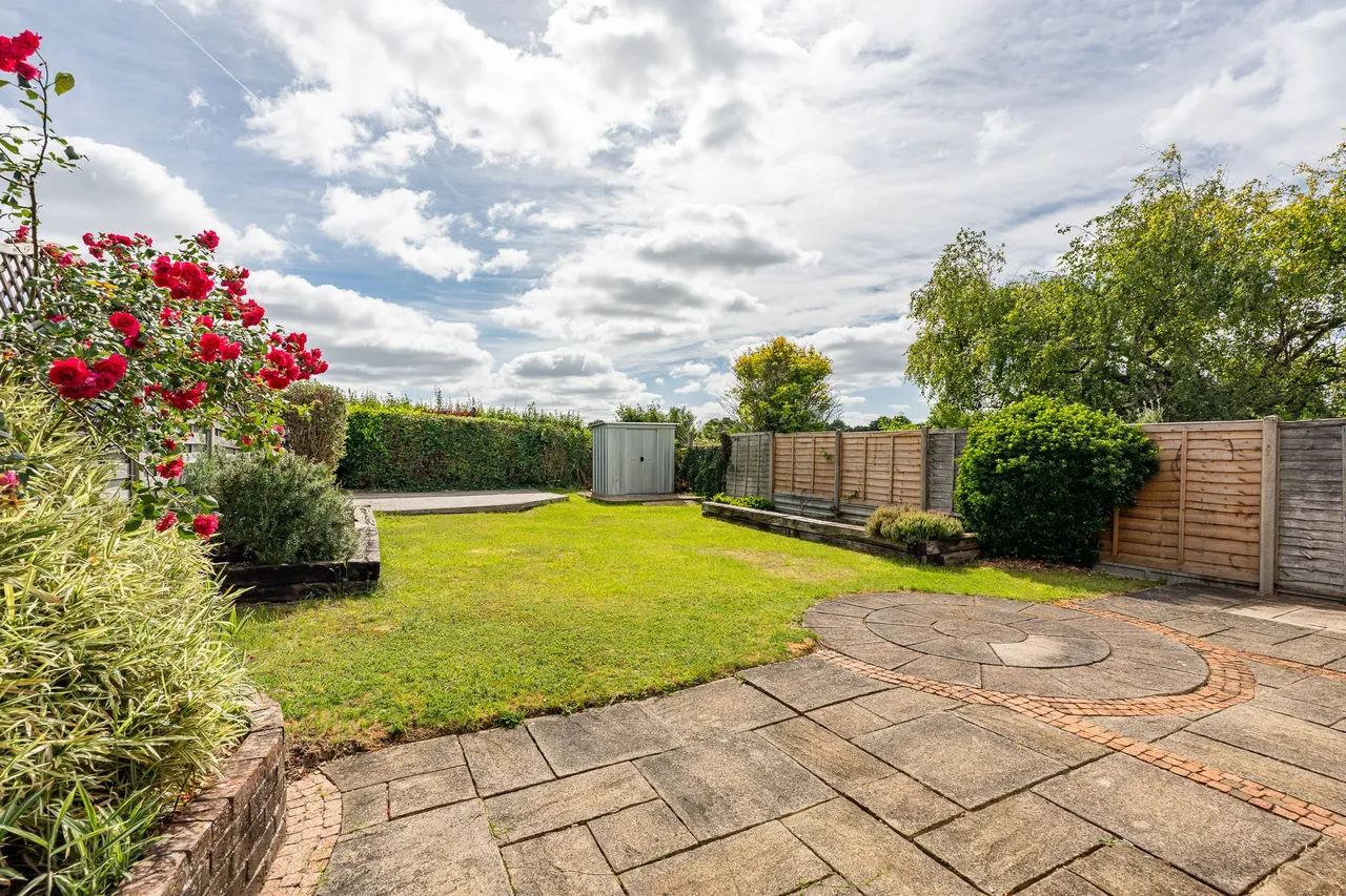 Cozens Road, WARE, Ware, SG12 7HJ, photo 3