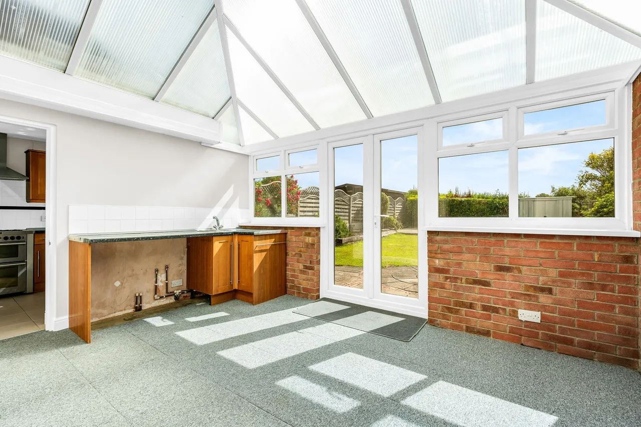 Cozens Road, WARE, Ware, SG12 7HJ, photo 8