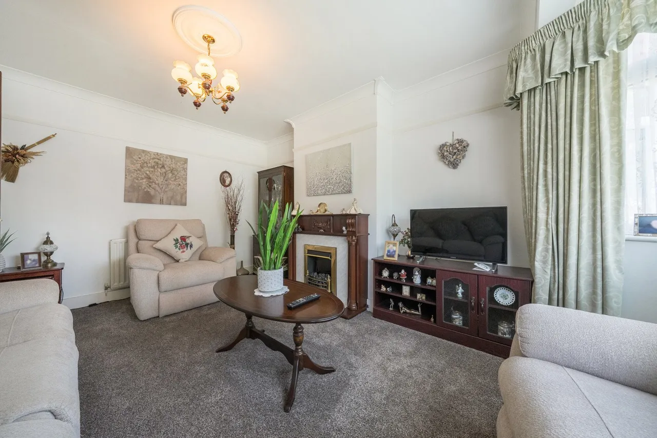 Princes Close, DA14, photo 13