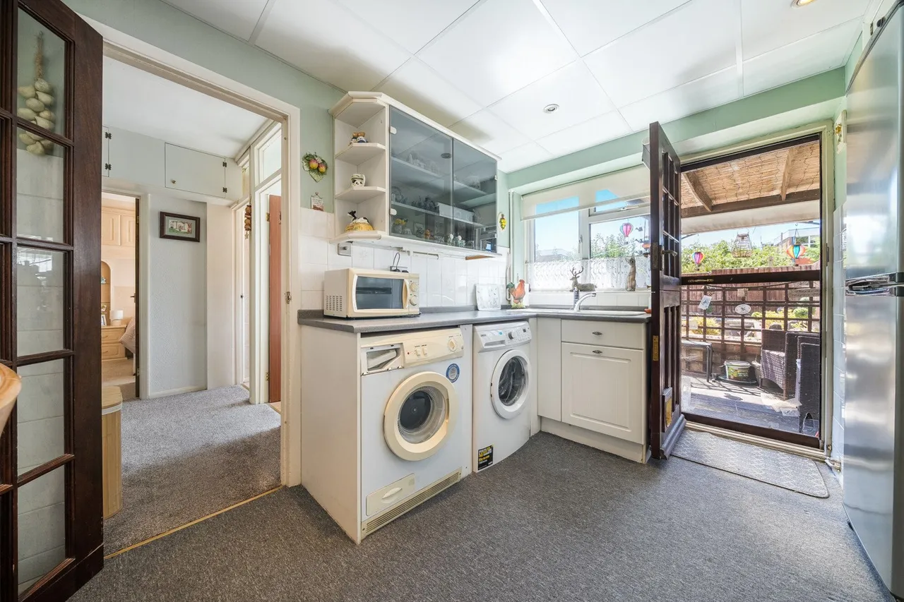 Princes Close, DA14, photo 16