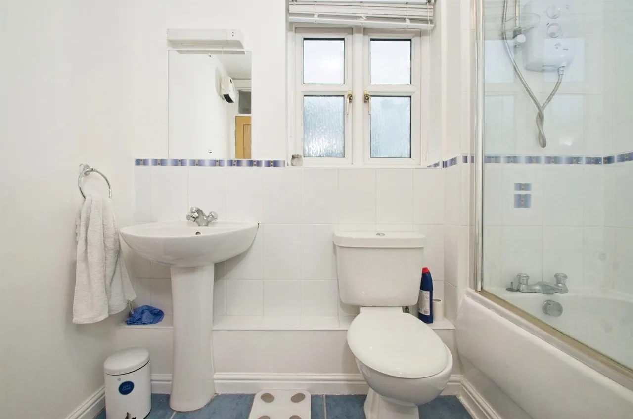 Woodruff Way, Cardiff, CF14, photo 10
