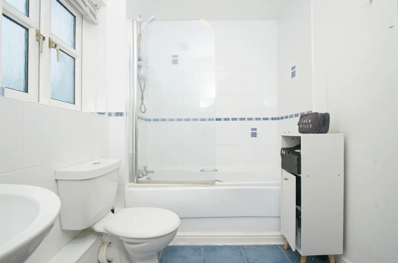 Woodruff Way, Cardiff, CF14, photo 7