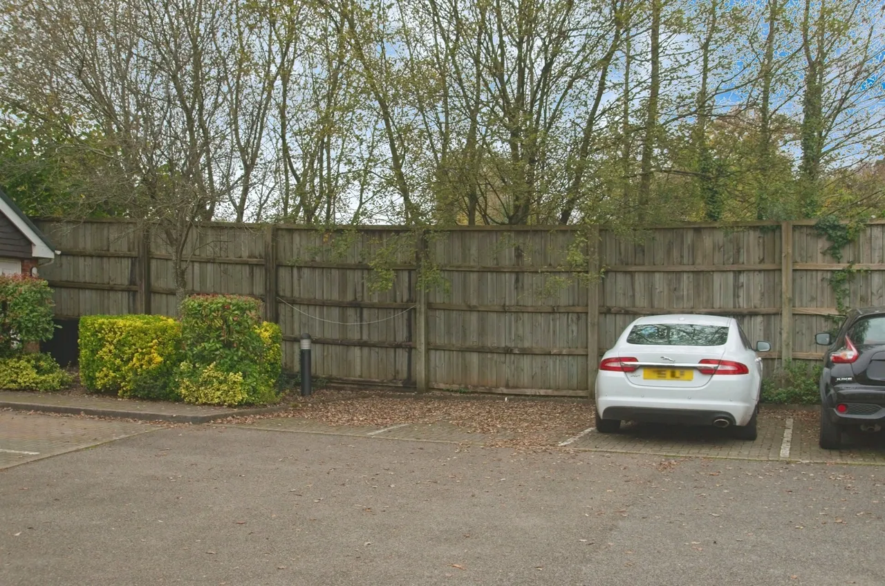 Woodruff Way, Cardiff, CF14, photo 13