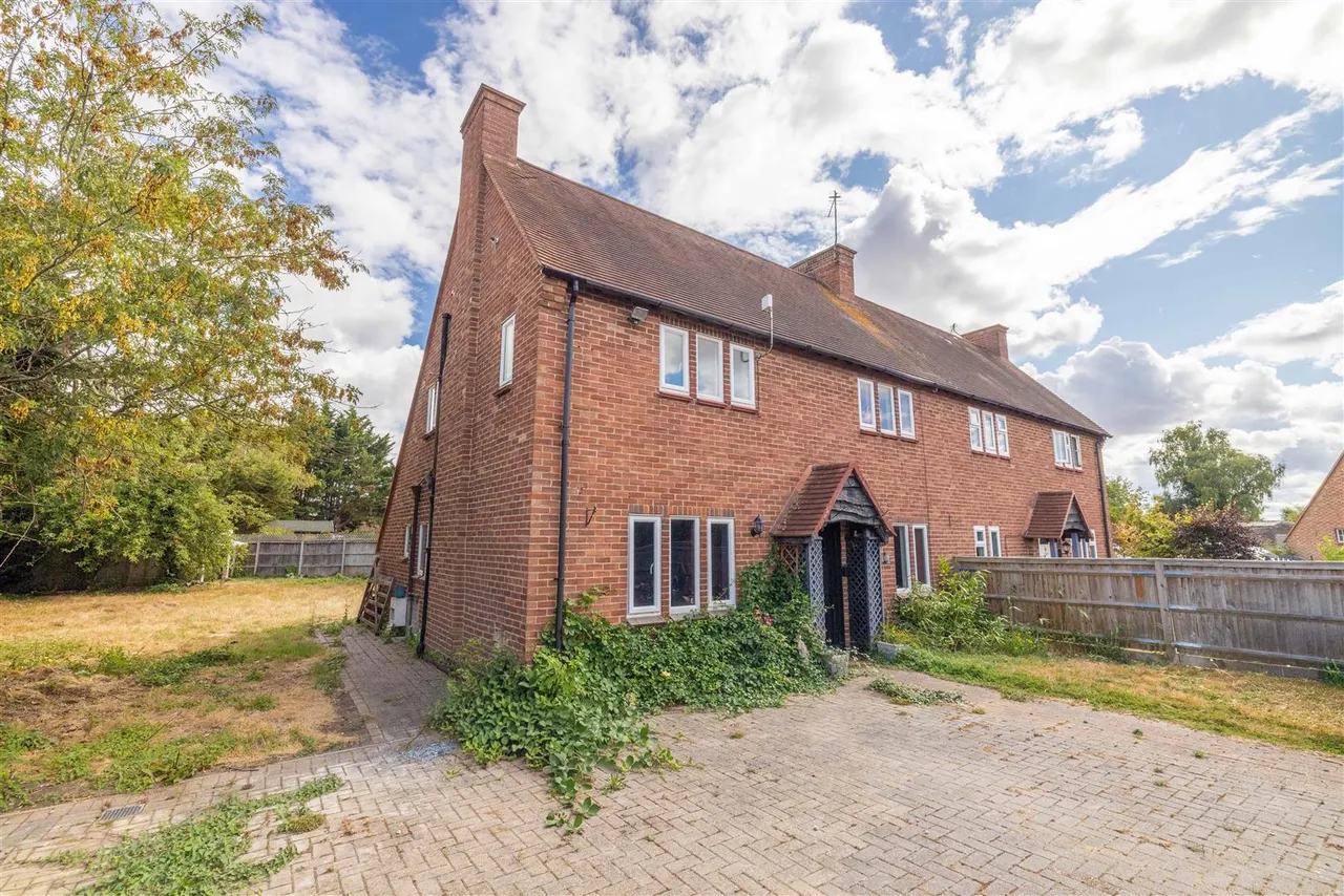 Meadow Way, Fifield, Maidenhead, SL6 2PE, photo 20