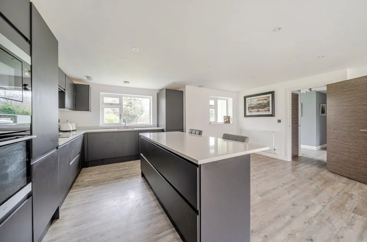 Durfold Wood, Plaistow, RH14, photo 4