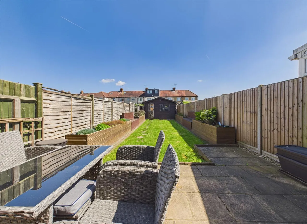 Shaldon Drive, Ruislip, HA4 0UJ, photo 7