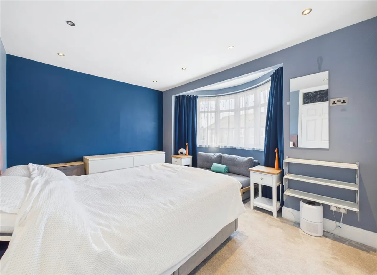 Shaldon Drive, Ruislip, HA4 0UJ, photo 8