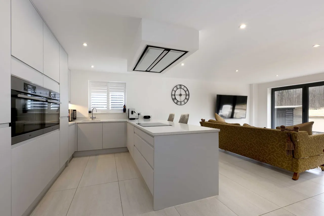Inkerman Drive, Hazlemere, HP15, photo 4