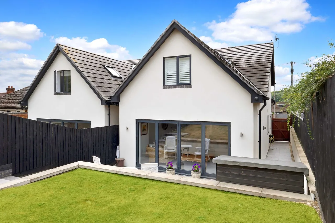 Inkerman Drive, Hazlemere, HP15, photo 17