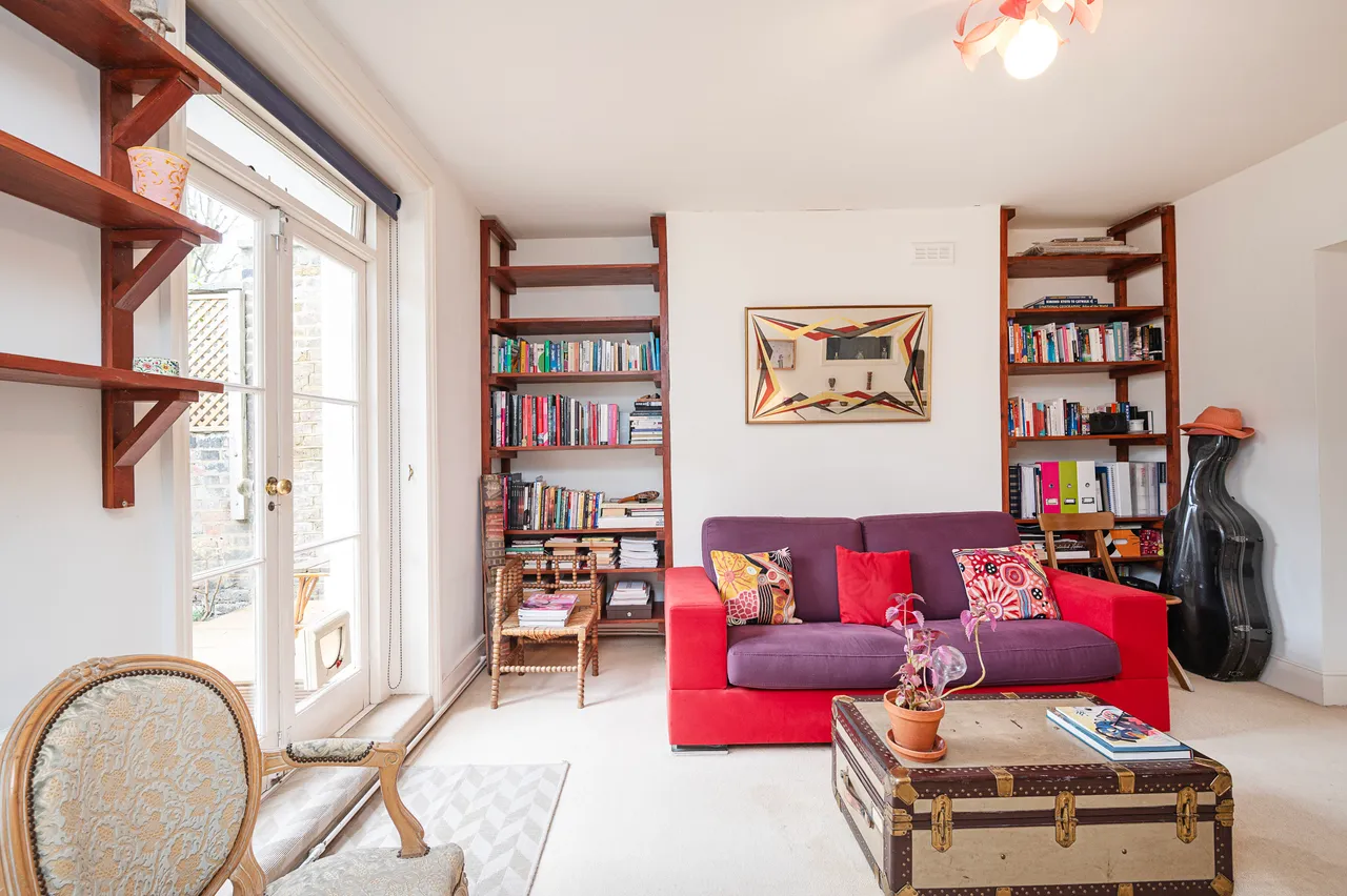 94a Colvestone Crescent, London, photo 11