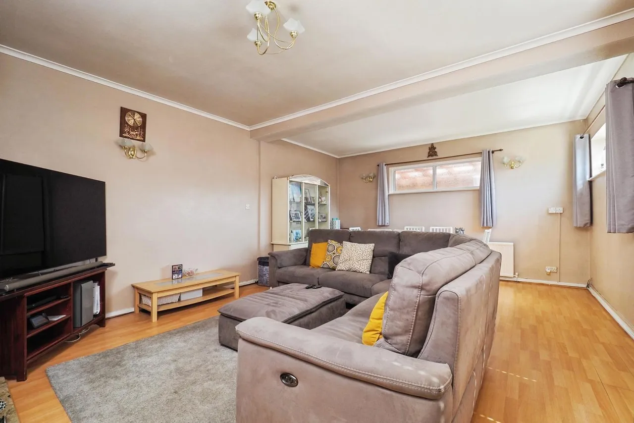 Seven Oaks Crescent, Bramcote Hills, Nottingham, Nottinghamshire, NG9, photo 9