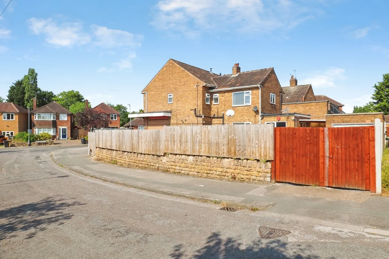 Seven Oaks Crescent, Bramcote Hills, Nottingham, Nottinghamshire, NG9, photo 17