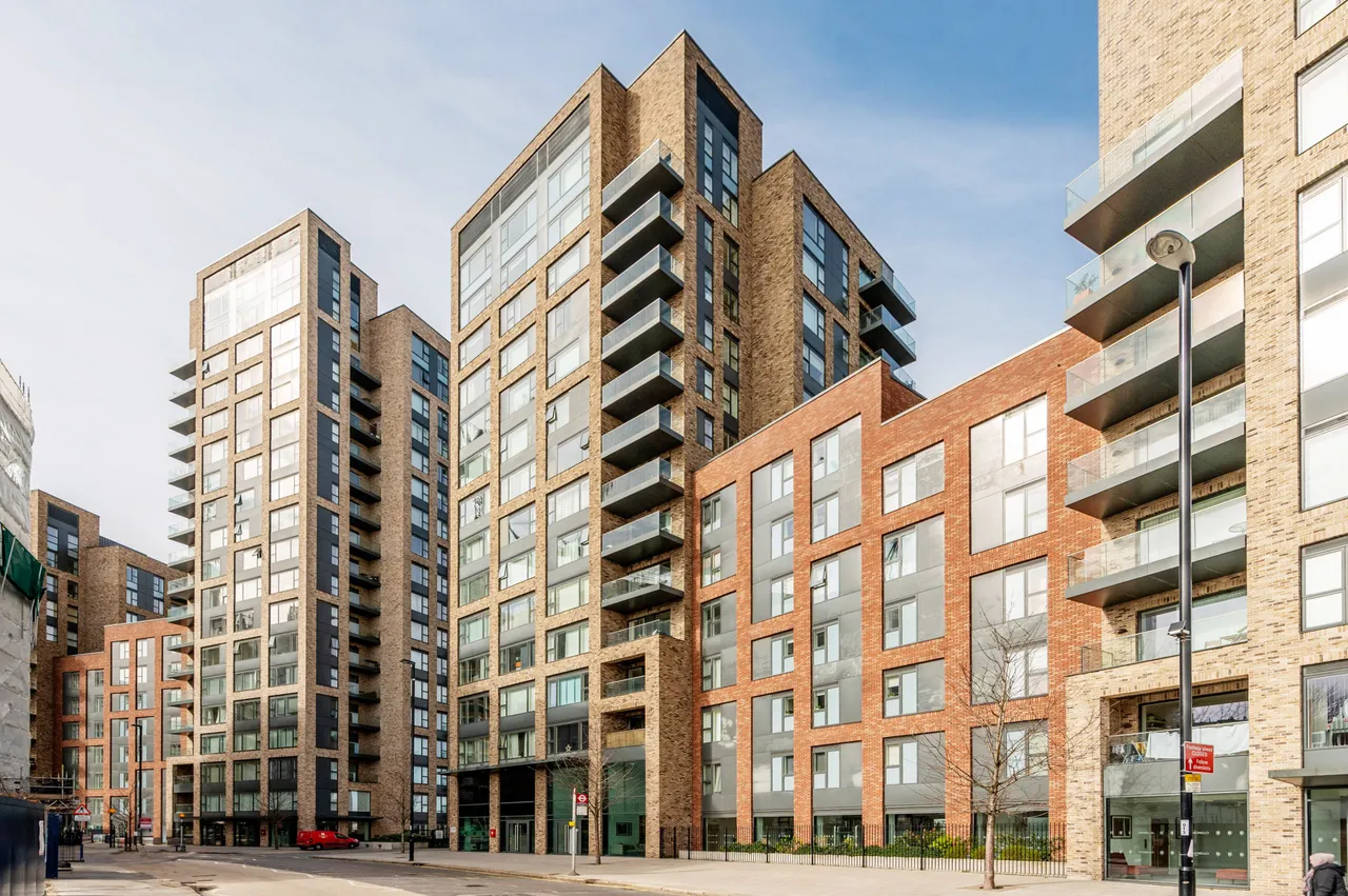 2 bed flat for sale — Flat 41, Santina Apartments, 45 Cherry Orchard Road, Croydon