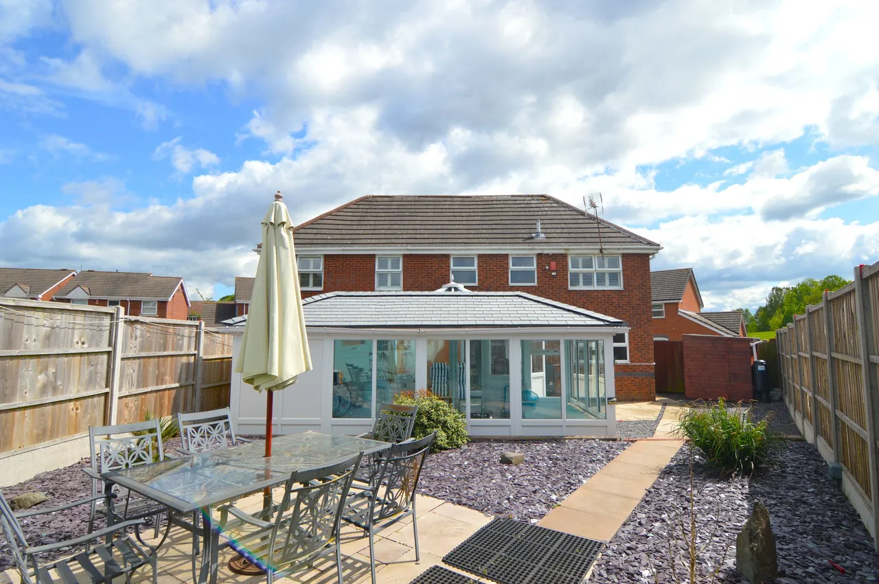 Montana Walk, Nuneaton, Warwickshire, CV10 7RY, photo 2