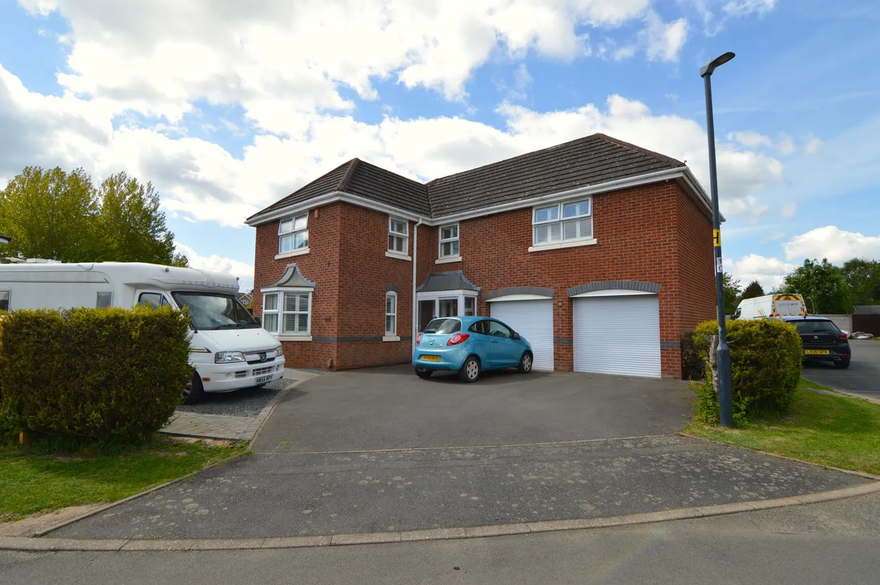 Montana Walk, Nuneaton, Warwickshire, CV10 7RY, photo 5