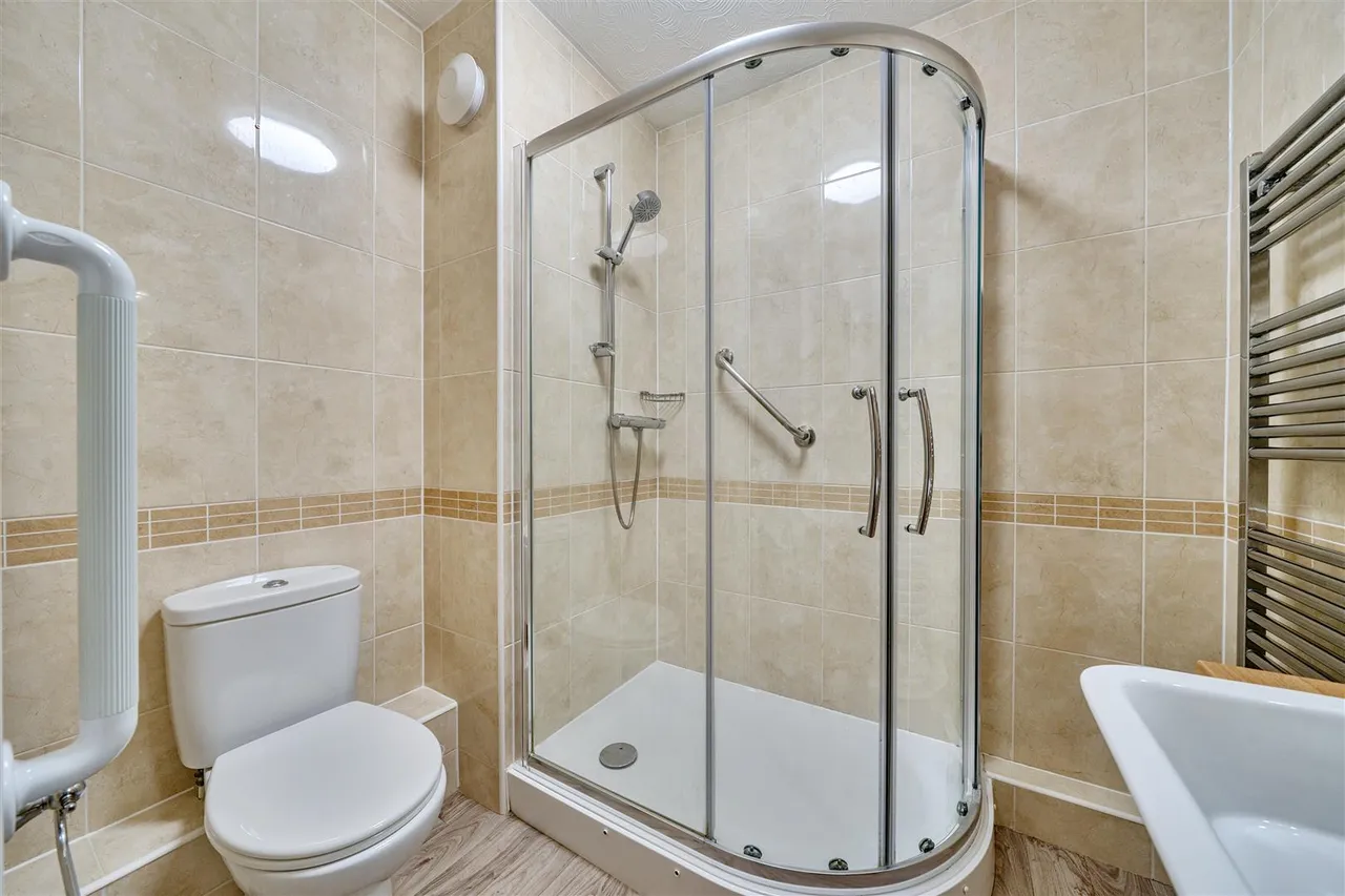 St. Peters Road, Portishead, BS20, photo 8