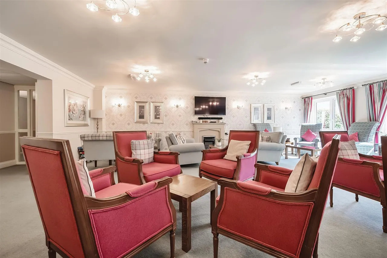 St. Peters Road, Portishead, BS20, photo 10
