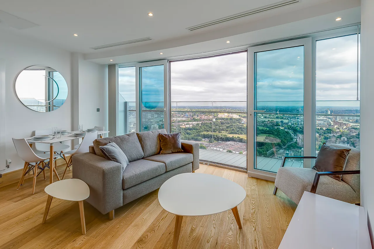 1 bed flat for sale, Arena Tower, London, E14
