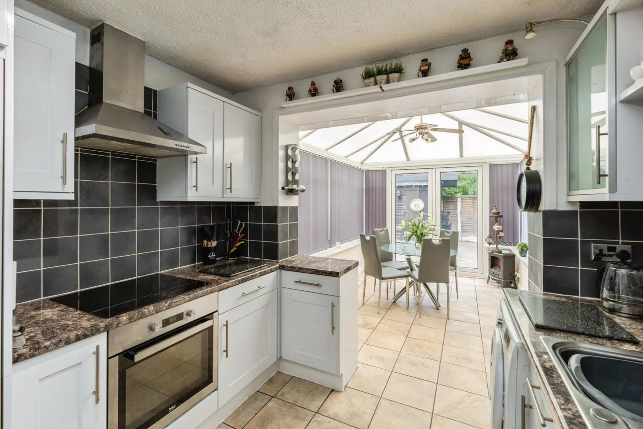 Heath Gardens, Wigan, WN2, photo 8