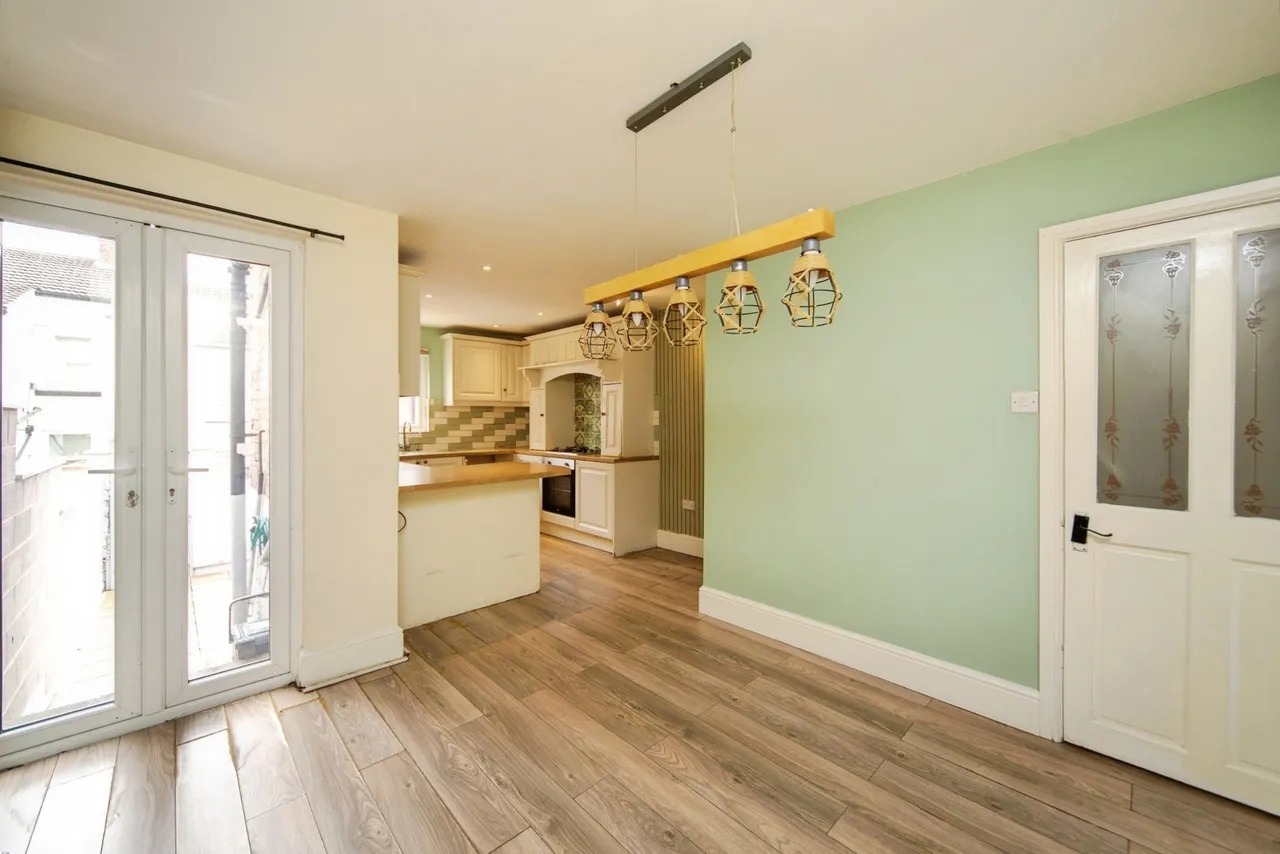Grasville Road, Birkenhead, CH42, photo 5