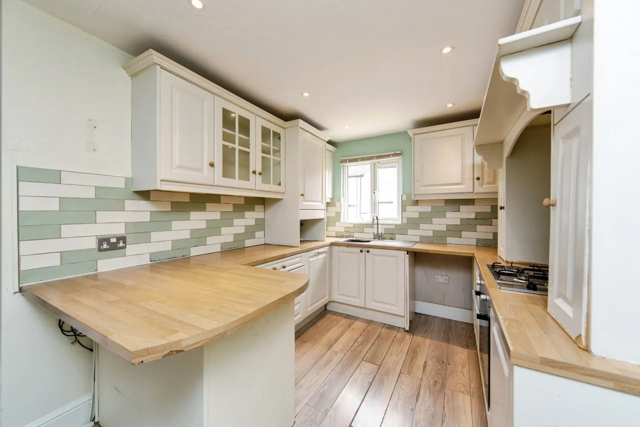Grasville Road, Birkenhead, CH42, photo 6